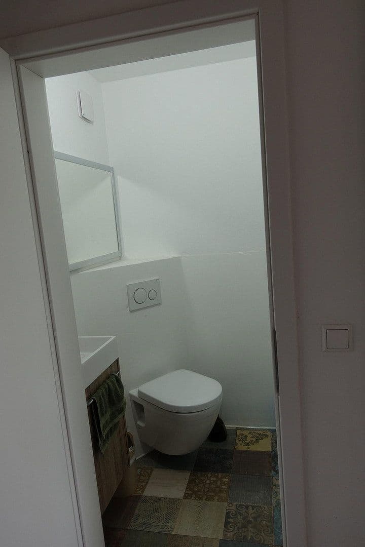 Prodej domu 180 m², pozemek 39.000 m², Buchen (Odenwald), Bádensko-Württembersko Prodej domu 180 m², pozemek 39.000 m², Buchen (Odenwald), Bádensko-Württembersko