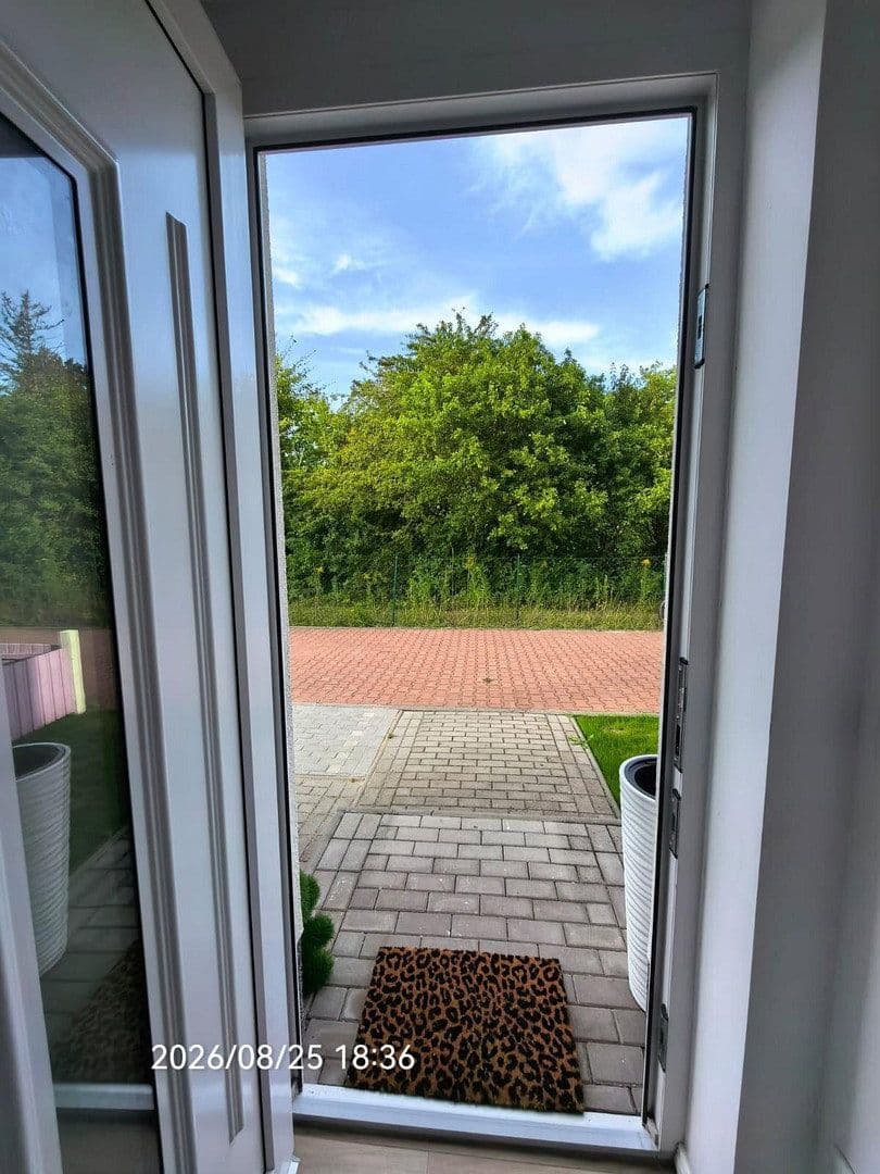 Pronájem domu 100 m², pozemek 300 m², Brieselang, Braniborsko Pronájem domu 100 m², pozemek 300 m², Brieselang, Braniborsko