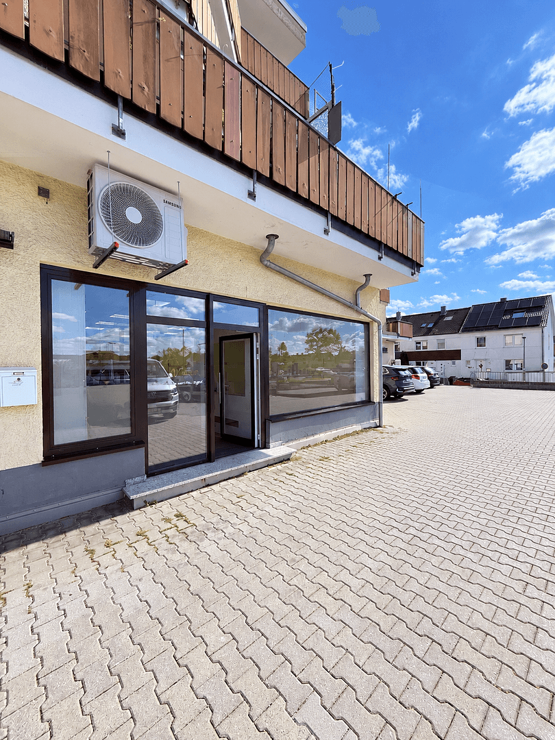Pronájem kanceláře 145 m², Baumannstr 6, Amberg, Bavorsko Pronájem kanceláře 145 m², Baumannstr 6, Amberg, Bavorsko