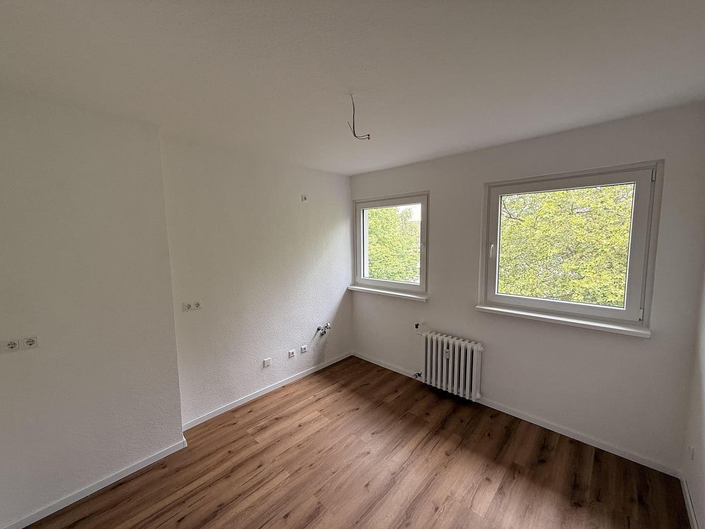 Pronájem bytu 3+1 96 m², Ruhrallee 26, Essen, Severní Porýní-Vestfálsko Pronájem bytu 3+1 96 m², Ruhrallee 26, Essen, Severní Porýní-Vestfálsko