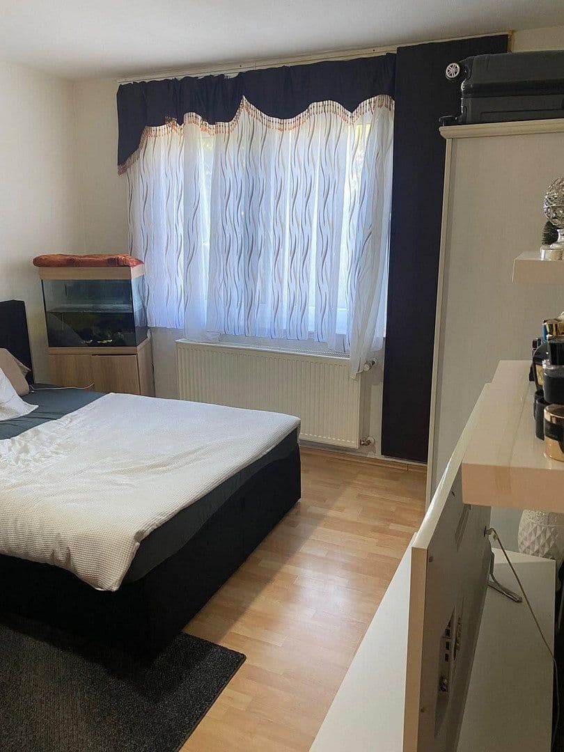 Pronájem bytu 1+kk 38 m², Duissernstraße 83, Duisburg, Severní Porýní-Vestfálsko Pronájem bytu 1+kk 38 m², Duissernstraße 83, Duisburg, Severní Porýní-Vestfálsko