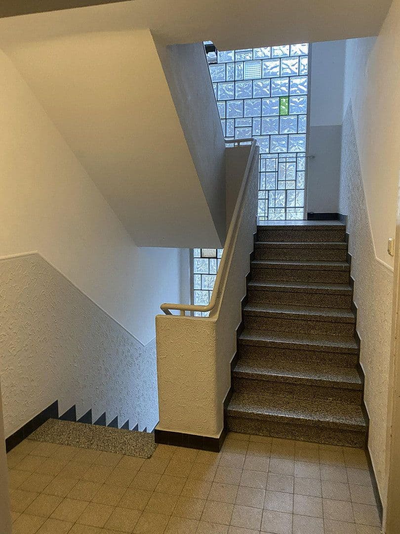 Pronájem bytu 1+kk 38 m², Duissernstraße 83, Duisburg, Severní Porýní-Vestfálsko Pronájem bytu 1+kk 38 m², Duissernstraße 83, Duisburg, Severní Porýní-Vestfálsko