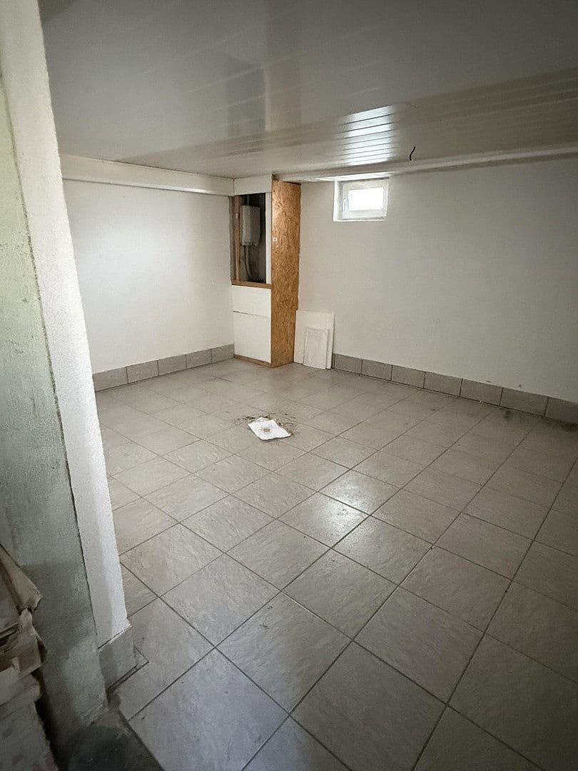 Prodej domu 110 m², pozemek 580 m², Danzinerstraße 8, Heitersheim, Bádensko-Württembersko Prodej domu 110 m², pozemek 580 m², Danzinerstraße 8, Heitersheim, Bádensko-Württembersko