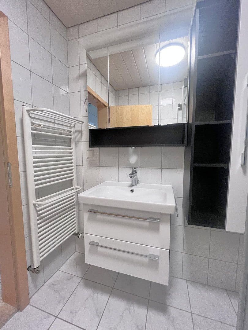 Pronájem bytu 3+1 73 m², Karlsruhe, Bádensko-Württembersko Pronájem bytu 3+1 73 m², Karlsruhe, Bádensko-Württembersko