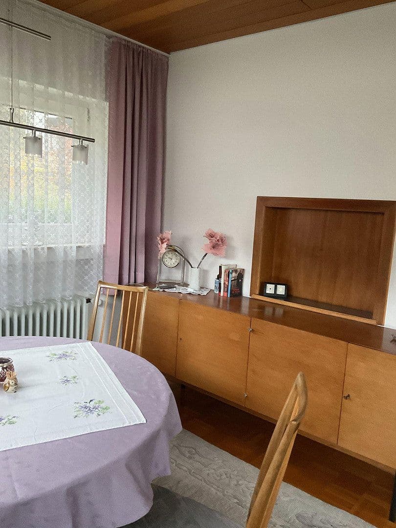 Pronájem domu 180 m², pozemek 571 m², Fridingen an der Donau, Bádensko-Württembersko Pronájem domu 180 m², pozemek 571 m², Fridingen an der Donau, Bádensko-Württembersko