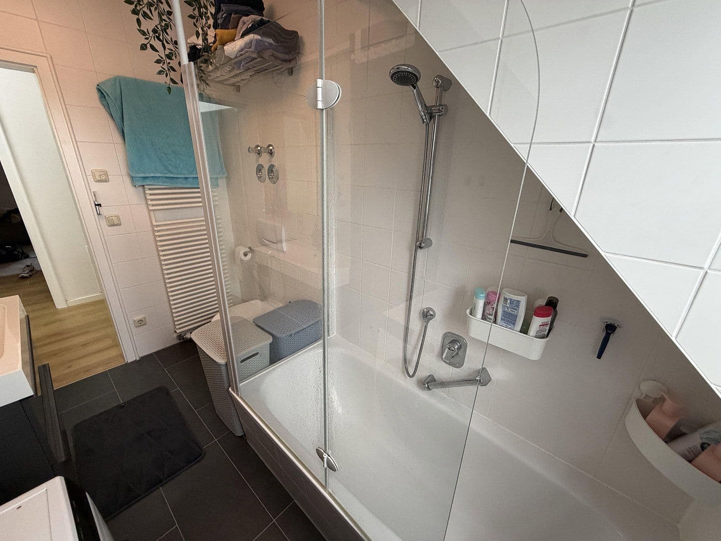 Prodej bytu 3+1 68 m², Bad Endorf, Bavorsko Prodej bytu 3+1 68 m², Bad Endorf, Bavorsko
