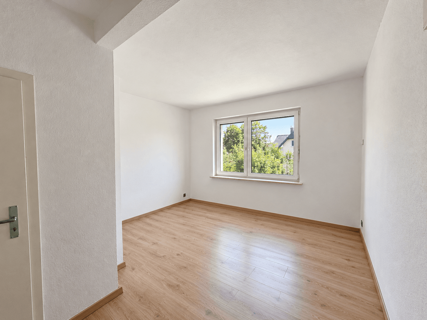Prodej bytu 4+1 97 m², Bochum, Severní Porýní-Vestfálsko Prodej bytu 4+1 97 m², Bochum, Severní Porýní-Vestfálsko