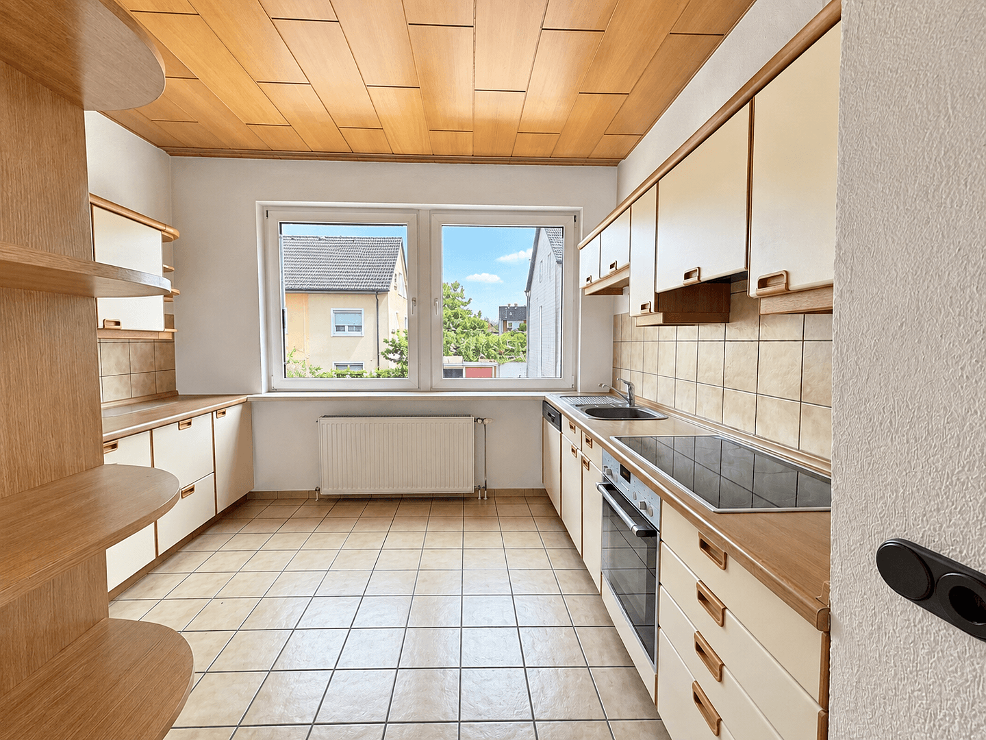 Prodej bytu 4+1 97 m², Bochum, Severní Porýní-Vestfálsko Prodej bytu 4+1 97 m², Bochum, Severní Porýní-Vestfálsko