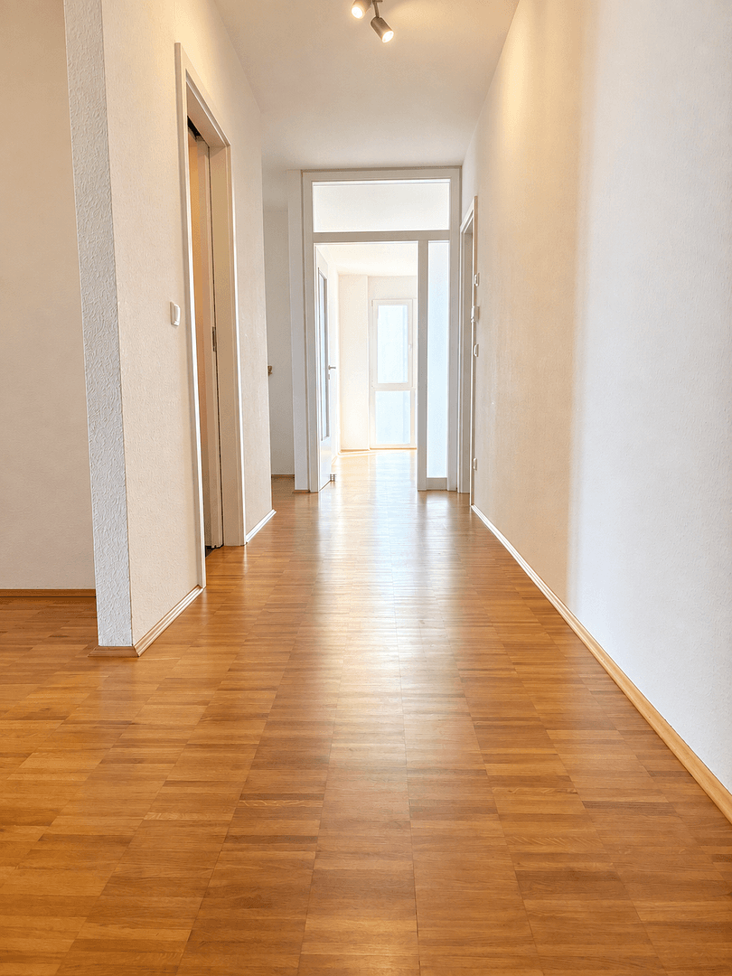 Prodej bytu 4+1 125 m², Dr.-Heinrich-Wunderlich-Straße 4, Würzburg-Lengfeld, Bavorsko Prodej bytu 4+1 125 m², Dr.-Heinrich-Wunderlich-Straße 4, Würzburg-Lengfeld, Bavorsko