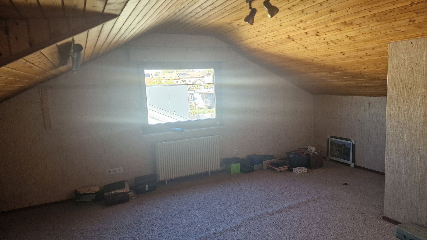 Prodej domu 240 m², pozemek 4.480 m², St. Laurentiusweg 20, Oberderdingen, Bádensko-Württembersko Prodej domu 240 m², pozemek 4.480 m², St. Laurentiusweg 20, Oberderdingen, Bádensko-Württembersko