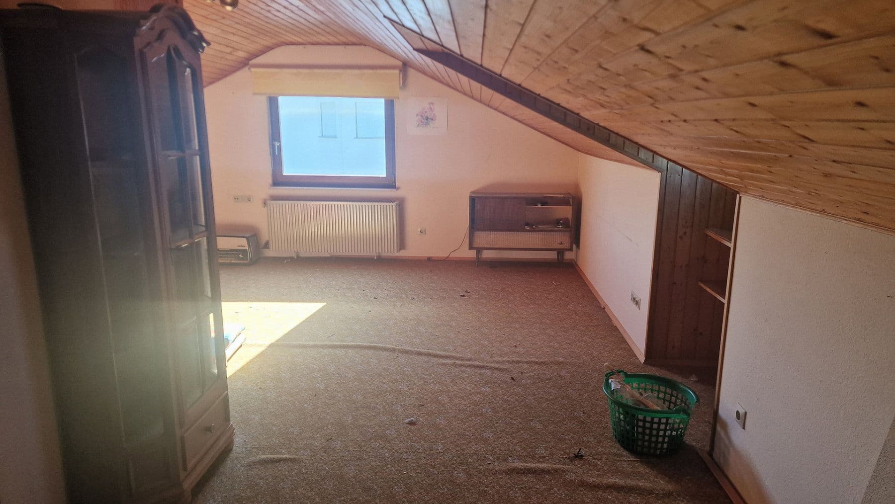 Prodej domu 240 m², pozemek 4.480 m², St. Laurentiusweg 20, Oberderdingen, Bádensko-Württembersko Prodej domu 240 m², pozemek 4.480 m², St. Laurentiusweg 20, Oberderdingen, Bádensko-Württembersko