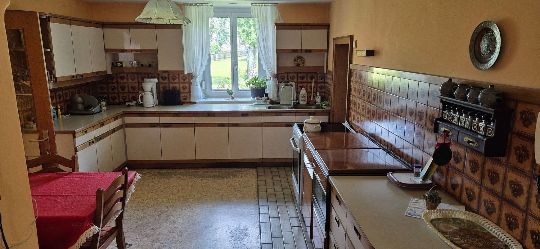 Prodej domu 236 m², pozemek 3.900 m², Markt 48, St. Marein bei Graz, Štýrsko Prodej domu 236 m², pozemek 3.900 m², Markt 48, St. Marein bei Graz, Štýrsko