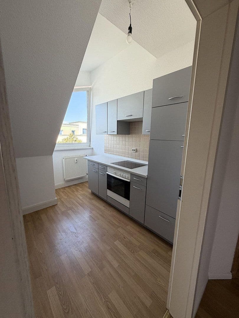 Prodej bytu 3+1 96 m², Berlin, Berlín Prodej bytu 3+1 96 m², Berlin, Berlín