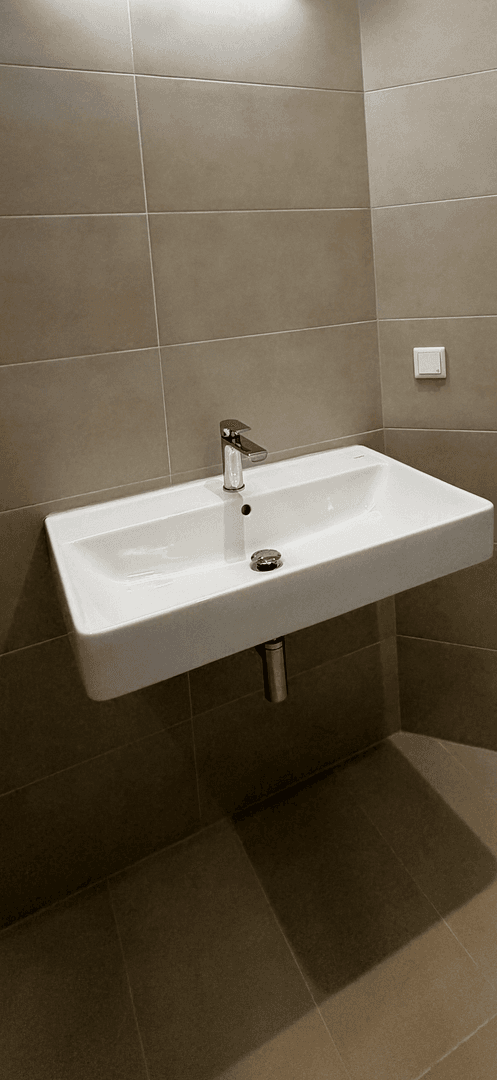 Prodej bytu 3+1 96 m², Berlin, Berlín Prodej bytu 3+1 96 m², Berlin, Berlín