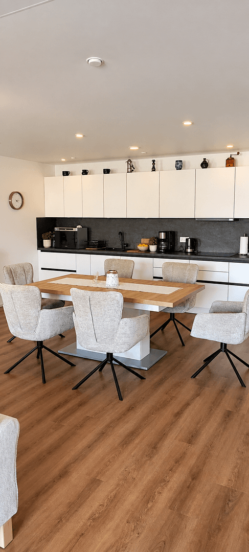 Prodej bytu 3+1 109 m², Maximilianstr. 21A, Jockgrim, Porýní-Falc Prodej bytu 3+1 109 m², Maximilianstr. 21A, Jockgrim, Porýní-Falc