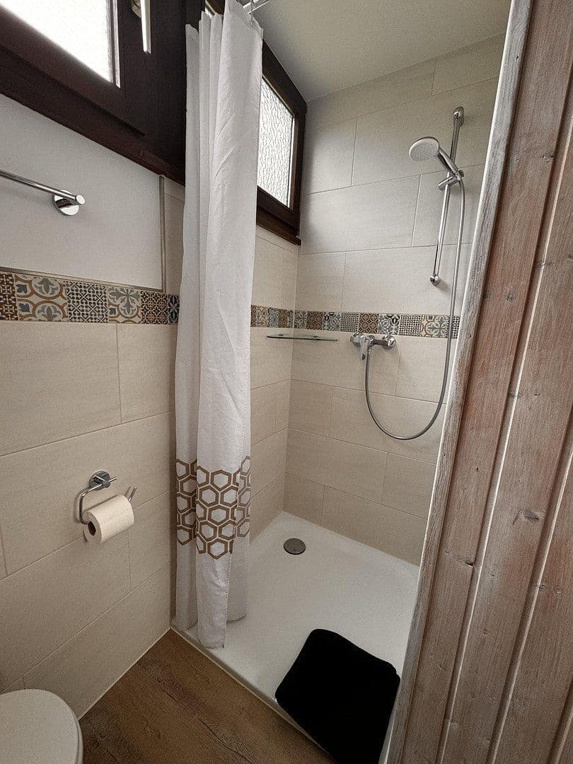 Prodej domu 65 m², pozemek 385 m², Feriendorf 202, Blankenheim, Severní Porýní-Vestfálsko Prodej domu 65 m², pozemek 385 m², Feriendorf 202, Blankenheim, Severní Porýní-Vestfálsko