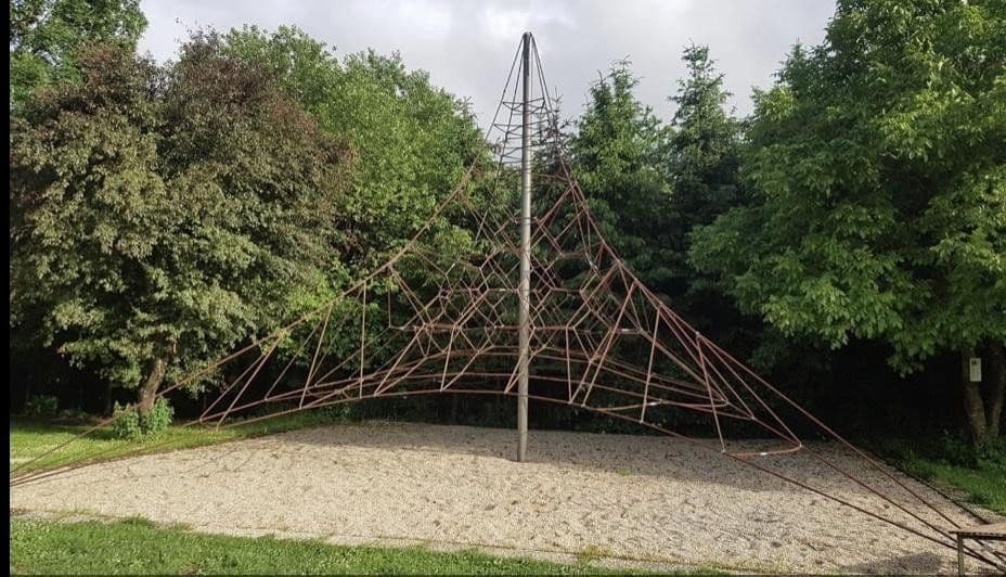 Prodej domu 65 m², pozemek 385 m², Feriendorf 202, Blankenheim, Severní Porýní-Vestfálsko Prodej domu 65 m², pozemek 385 m², Feriendorf 202, Blankenheim, Severní Porýní-Vestfálsko