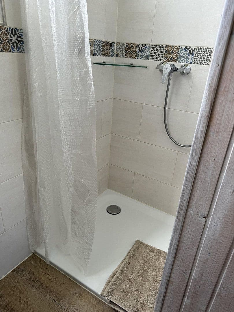 Prodej domu 65 m², pozemek 385 m², Feriendorf 202, Blankenheim, Severní Porýní-Vestfálsko Prodej domu 65 m², pozemek 385 m², Feriendorf 202, Blankenheim, Severní Porýní-Vestfálsko