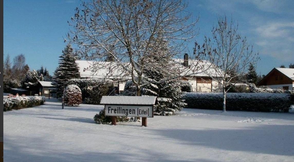 Prodej domu 65 m², pozemek 385 m², Feriendorf 202, Blankenheim, Severní Porýní-Vestfálsko Prodej domu 65 m², pozemek 385 m², Feriendorf 202, Blankenheim, Severní Porýní-Vestfálsko