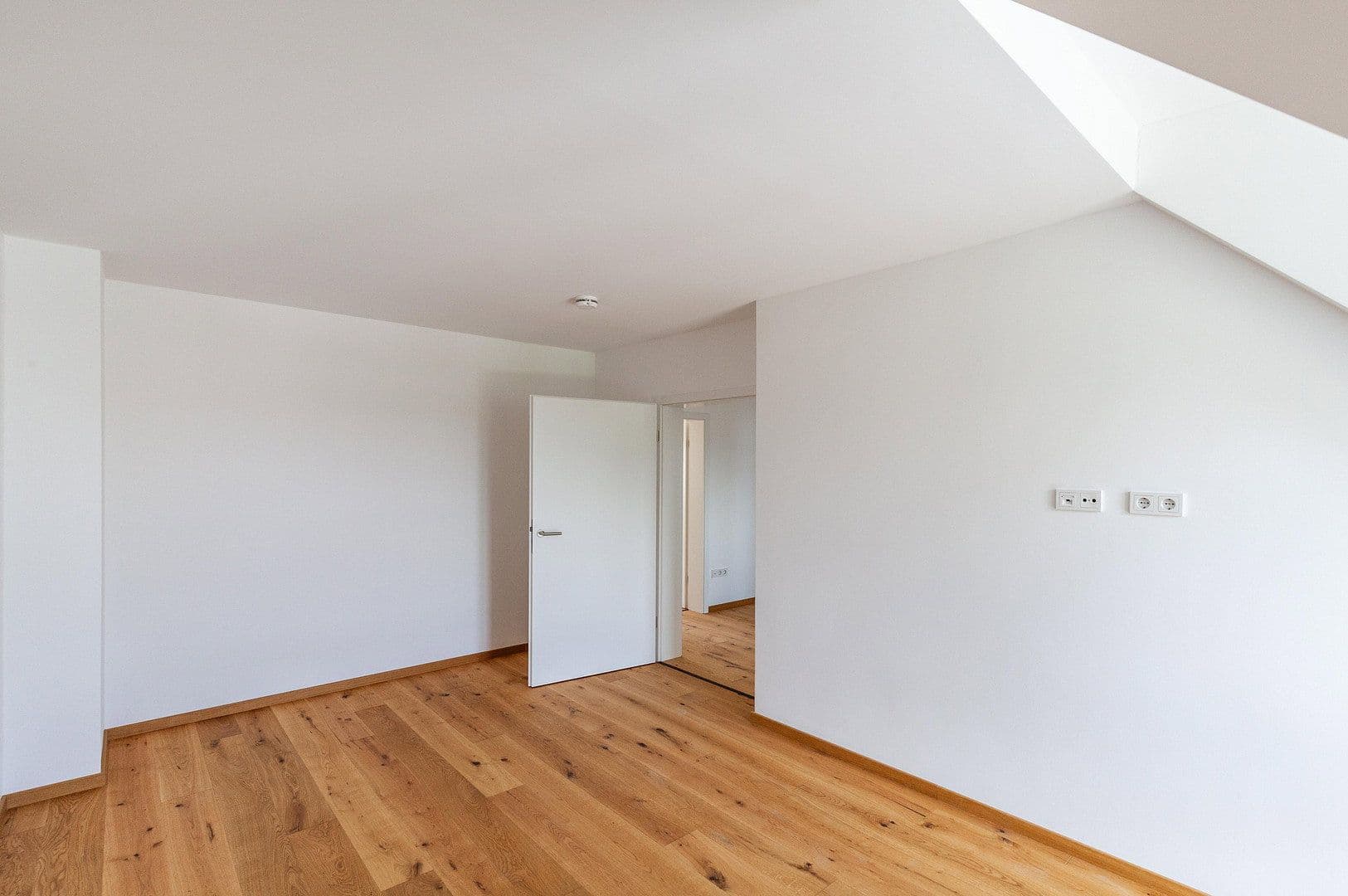 Prodej bytu 4+kk 97 m², Augsburg, Bavorsko Prodej bytu 4+kk 97 m², Augsburg, Bavorsko