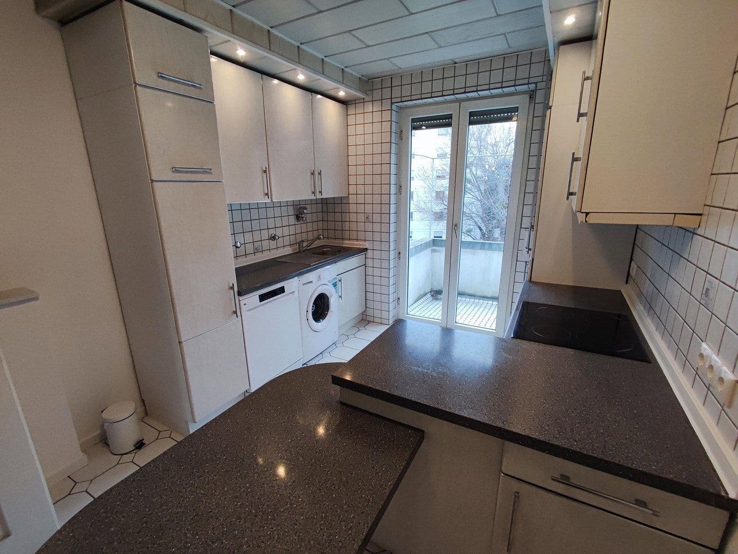 Pronájem bytu 2+1 54 m², Friedrich-Ebert-Str. 55, Mannheim, Bádensko-Württembersko Pronájem bytu 2+1 54 m², Friedrich-Ebert-Str. 55, Mannheim, Bádensko-Württembersko