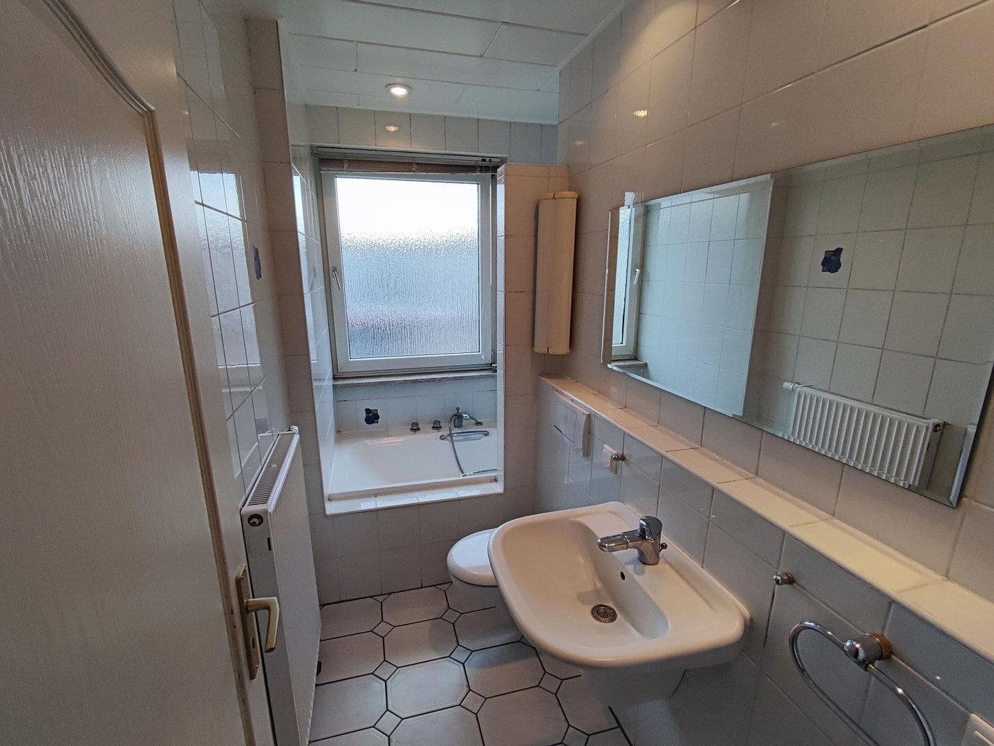 Pronájem bytu 2+1 54 m², Friedrich-Ebert-Str. 55, Mannheim, Bádensko-Württembersko Pronájem bytu 2+1 54 m², Friedrich-Ebert-Str. 55, Mannheim, Bádensko-Württembersko