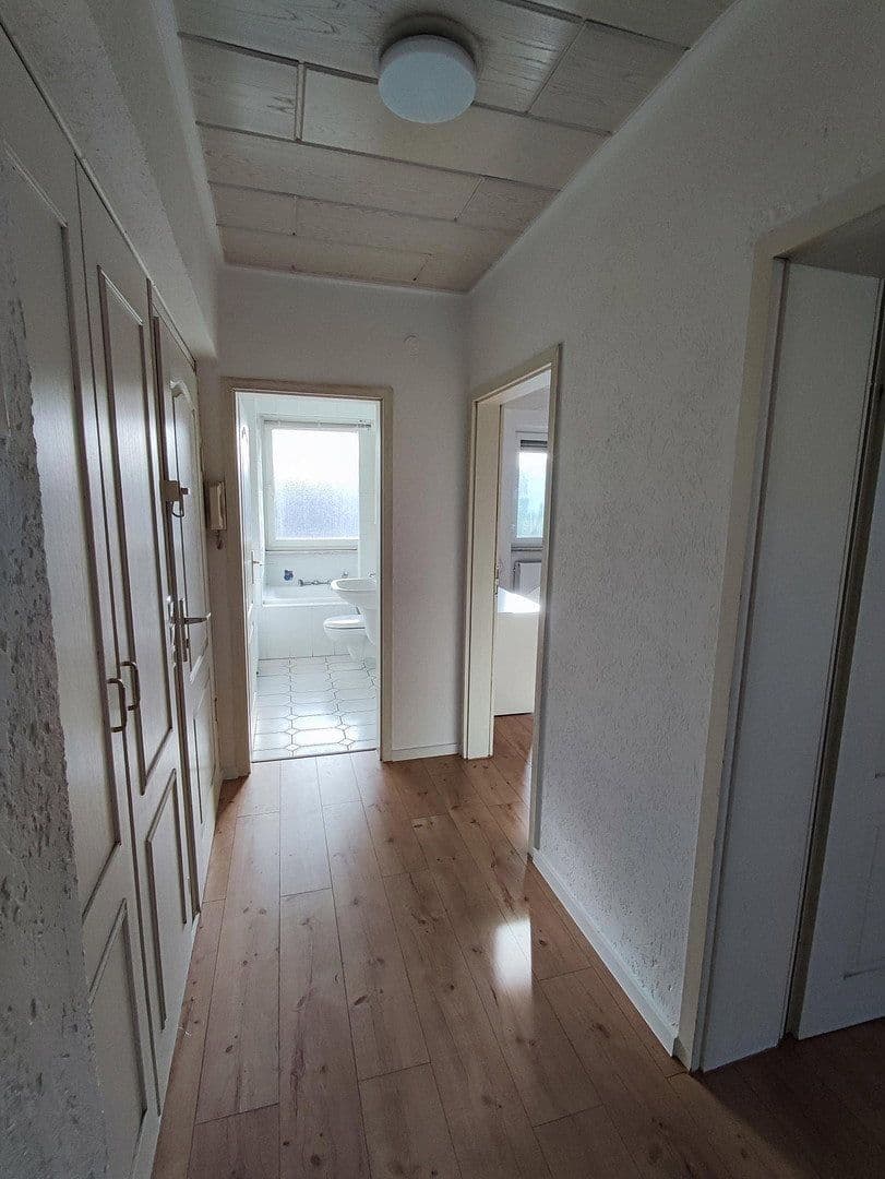 Pronájem bytu 2+1 54 m², Friedrich-Ebert-Str. 55, Mannheim, Bádensko-Württembersko Pronájem bytu 2+1 54 m², Friedrich-Ebert-Str. 55, Mannheim, Bádensko-Württembersko
