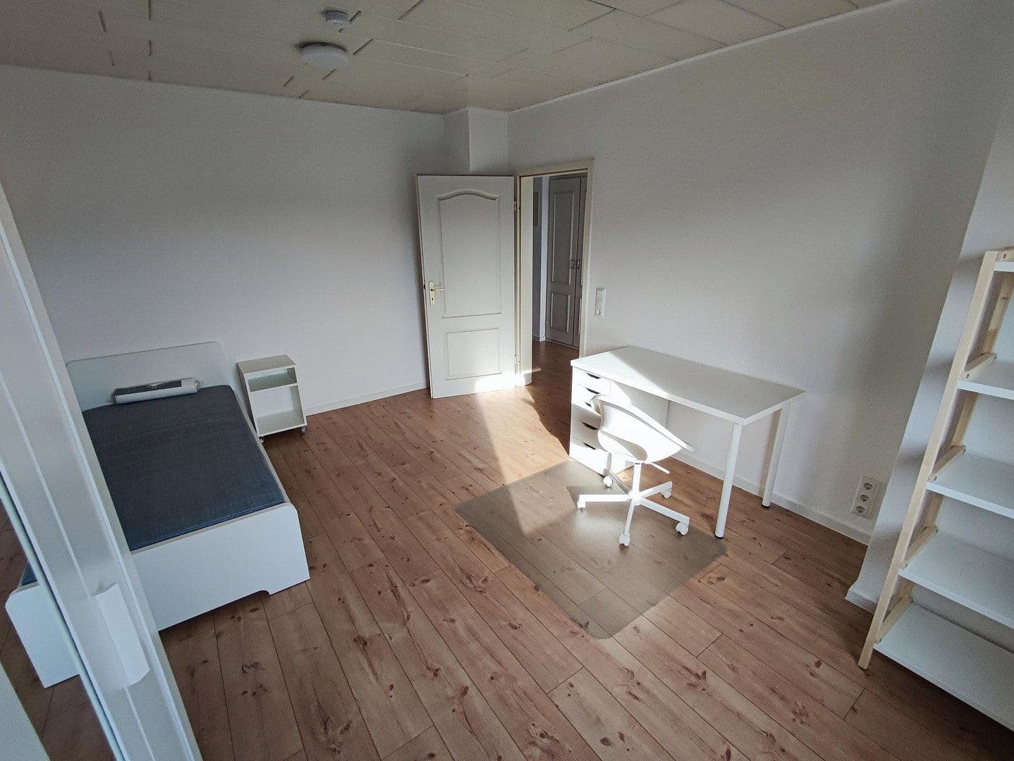 Pronájem bytu 2+1 54 m², Friedrich-Ebert-Str. 55, Mannheim, Bádensko-Württembersko Pronájem bytu 2+1 54 m², Friedrich-Ebert-Str. 55, Mannheim, Bádensko-Württembersko