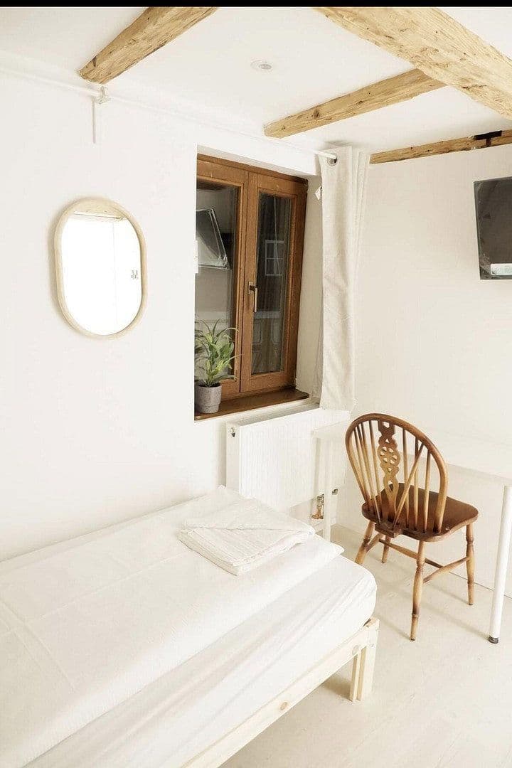 Pronájem bytu 2+1 20 m², Tübingen, Bádensko-Württembersko Pronájem bytu 2+1 20 m², Tübingen, Bádensko-Württembersko