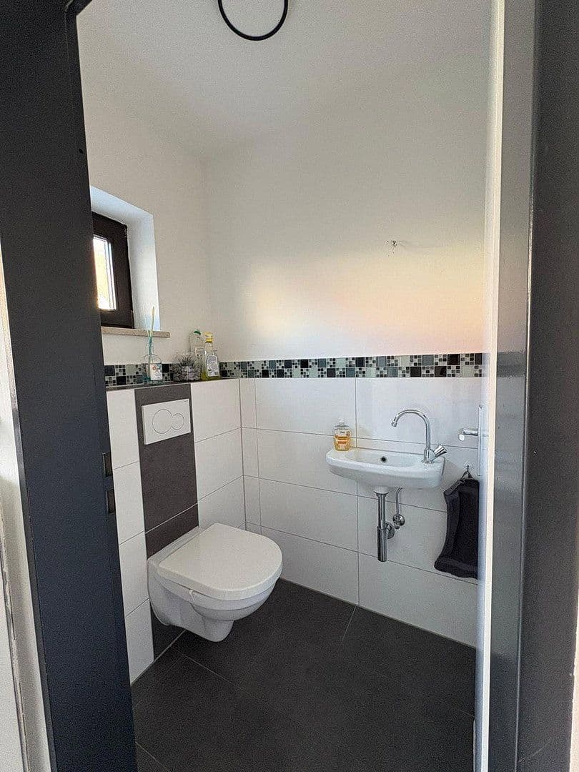 Prodej domu 131 m², pozemek 416 m², Markt Indersdorf, Bavorsko Prodej domu 131 m², pozemek 416 m², Markt Indersdorf, Bavorsko