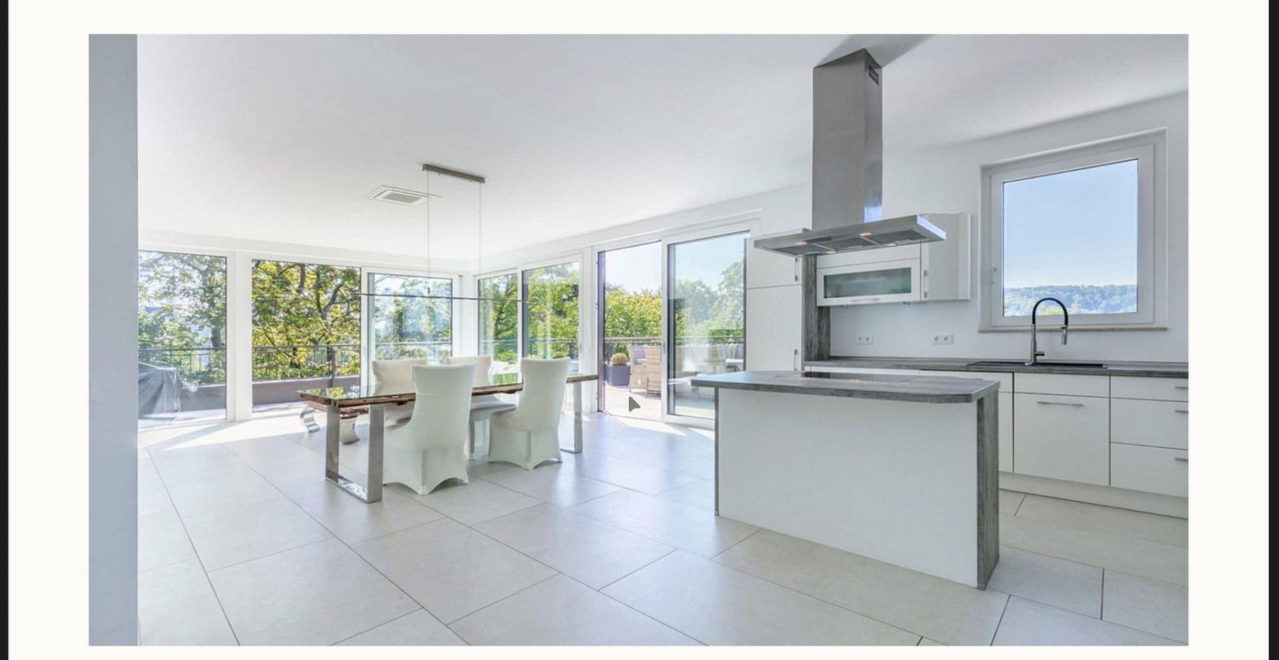 Prodej bytu 4+1 152 m², Bad Honnef, Severní Porýní-Vestfálsko Prodej bytu 4+1 152 m², Bad Honnef, Severní Porýní-Vestfálsko