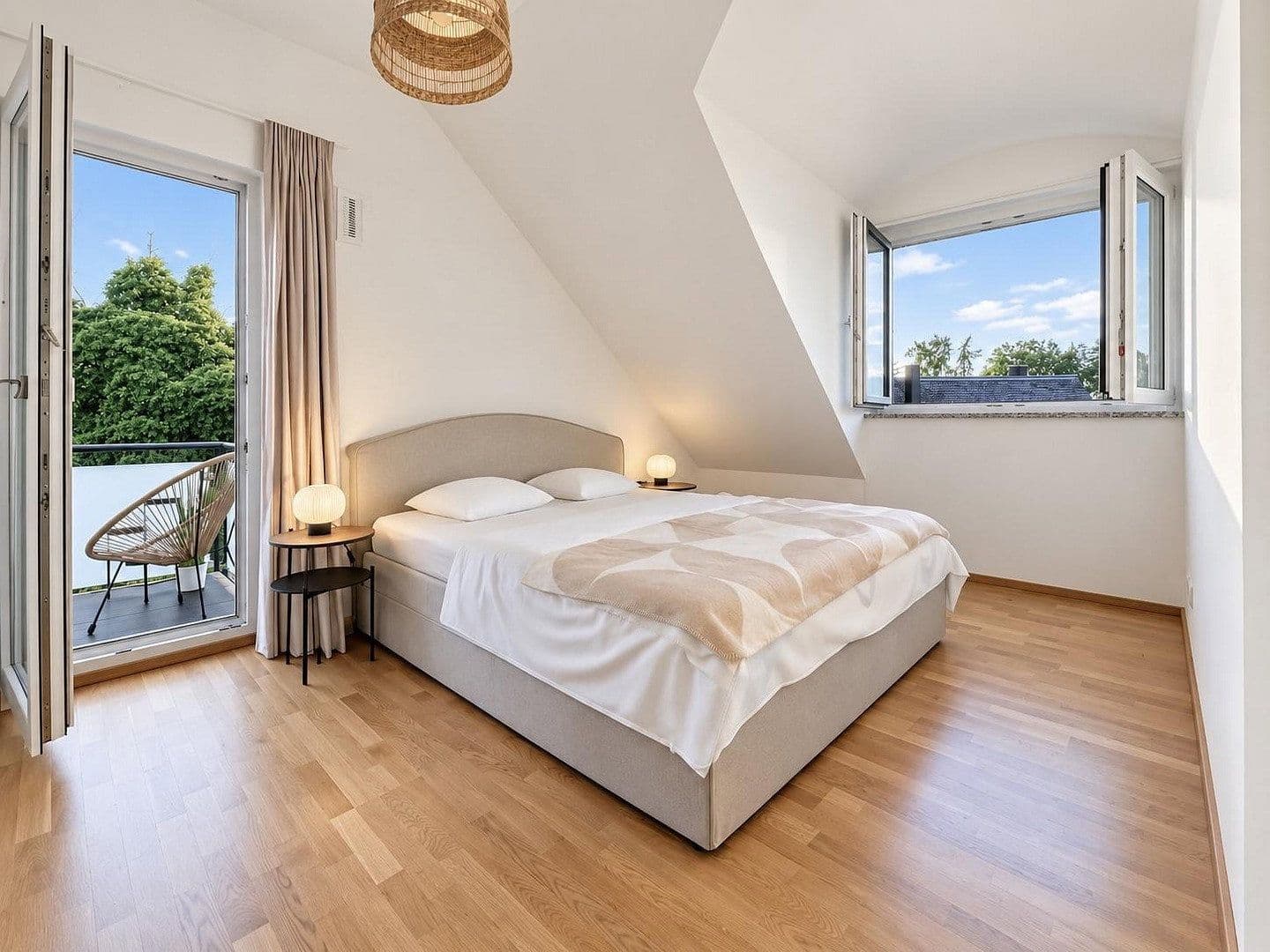 Pronájem bytu 3+1 70 m², Hötzlring 20, München, Bavorsko Pronájem bytu 3+1 70 m², Hötzlring 20, München, Bavorsko