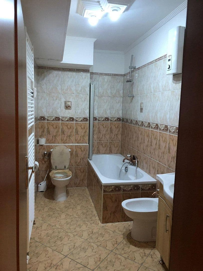 Pronájem bytu 3+1 87 m², Mannheim, Bádensko-Württembersko Pronájem bytu 3+1 87 m², Mannheim, Bádensko-Württembersko