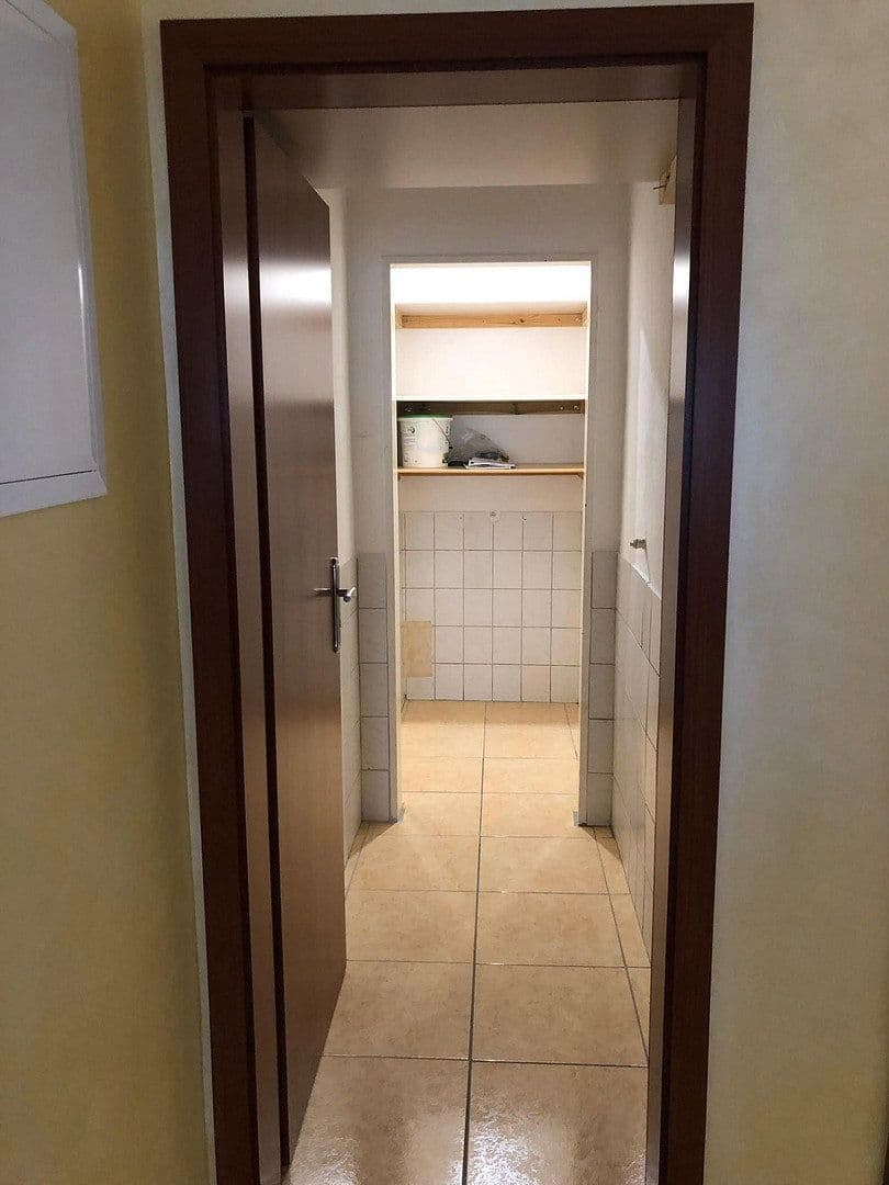 Pronájem bytu 3+1 87 m², Mannheim, Bádensko-Württembersko Pronájem bytu 3+1 87 m², Mannheim, Bádensko-Württembersko