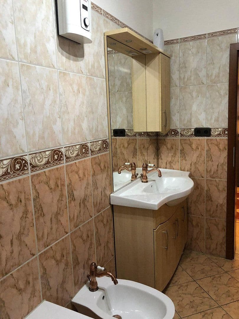 Pronájem bytu 3+1 87 m², Mannheim, Bádensko-Württembersko Pronájem bytu 3+1 87 m², Mannheim, Bádensko-Württembersko