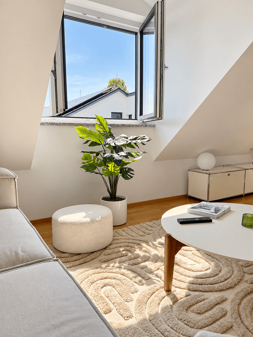 Pronájem bytu 3+1 75 m², Hötzlring 20, München, Bavorsko Pronájem bytu 3+1 75 m², Hötzlring 20, München, Bavorsko