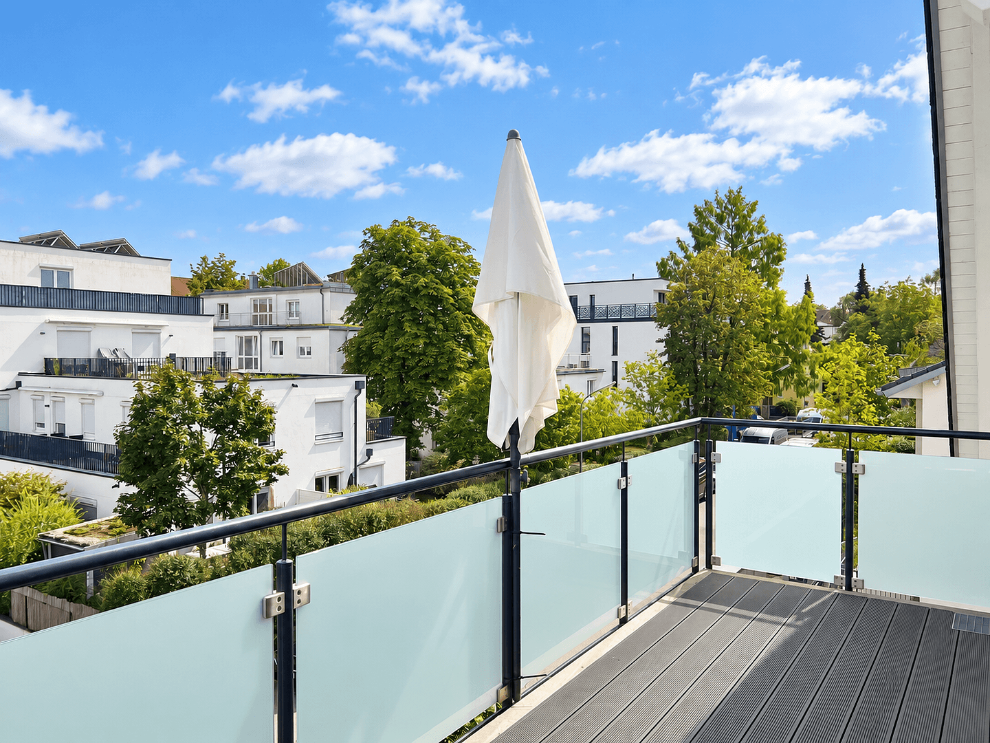 Pronájem bytu 3+1 75 m², Hötzlring 20, München, Bavorsko Pronájem bytu 3+1 75 m², Hötzlring 20, München, Bavorsko