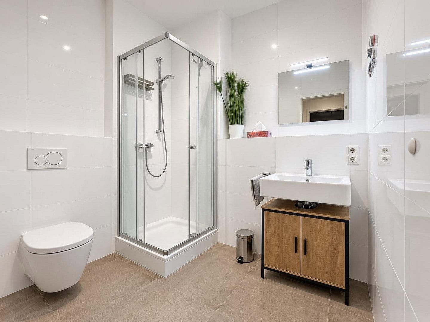 Pronájem bytu 3+1 75 m², Hötzlring 20, München, Bavorsko Pronájem bytu 3+1 75 m², Hötzlring 20, München, Bavorsko