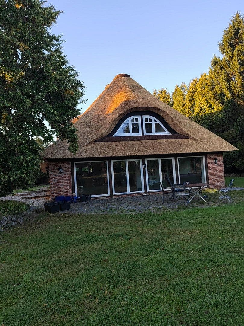Prodej domu 270 m², pozemek 5.875 m², Niendorf bei Berkenthin, Šlesvicko-Holštýnsko Prodej domu 270 m², pozemek 5.875 m², Niendorf bei Berkenthin, Šlesvicko-Holštýnsko