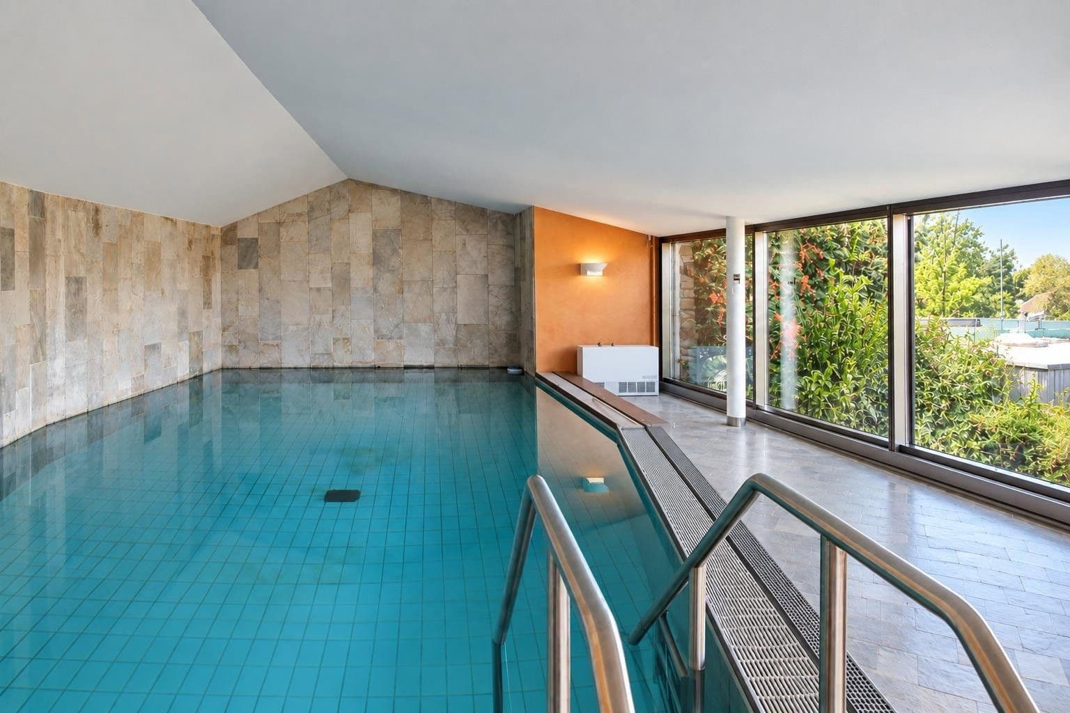 Prodej bytu 4+1 293 m², Burgherrenstrasse 91, Stuttgart, Bádensko-Württembersko Prodej bytu 4+1 293 m², Burgherrenstrasse 91, Stuttgart, Bádensko-Württembersko
