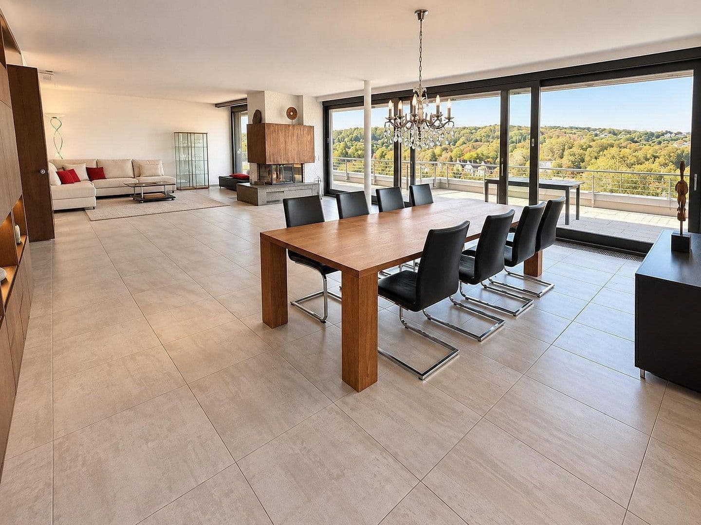 Prodej bytu 4+1 293 m², Burgherrenstrasse 91, Stuttgart, Bádensko-Württembersko Prodej bytu 4+1 293 m², Burgherrenstrasse 91, Stuttgart, Bádensko-Württembersko