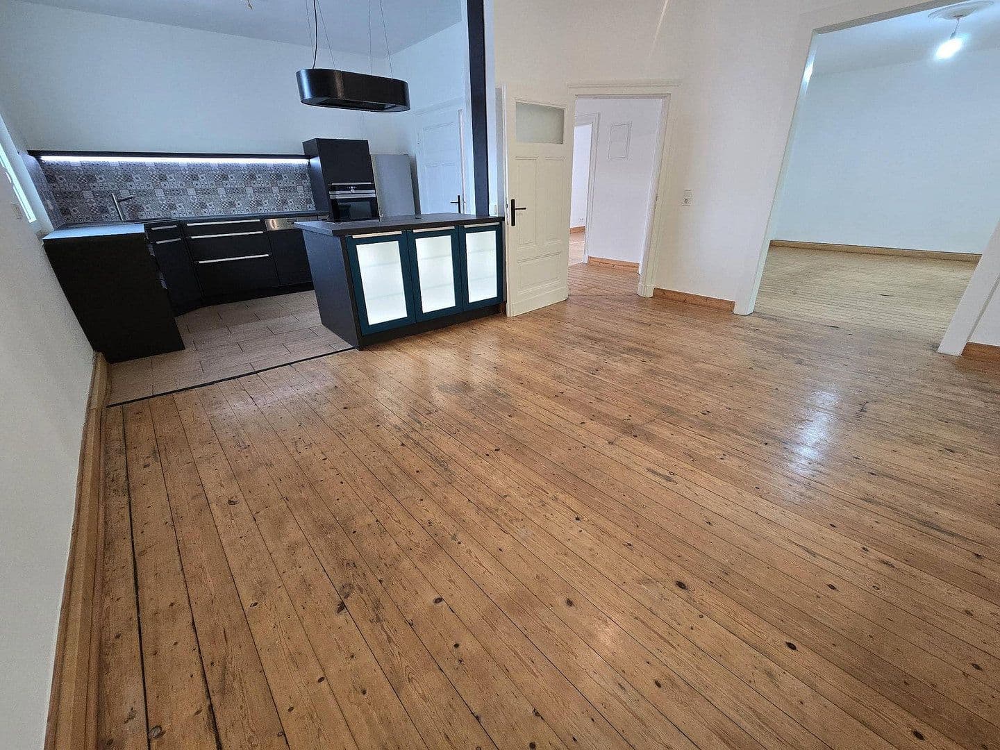 Pronájem bytu 5+1 136 m², Heinrichstraße, Bad Oeynhausen, Severní Porýní-Vestfálsko Pronájem bytu 5+1 136 m², Heinrichstraße, Bad Oeynhausen, Severní Porýní-Vestfálsko