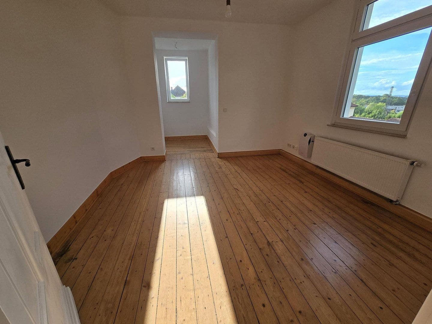 Pronájem bytu 5+1 136 m², Heinrichstraße, Bad Oeynhausen, Severní Porýní-Vestfálsko Pronájem bytu 5+1 136 m², Heinrichstraße, Bad Oeynhausen, Severní Porýní-Vestfálsko