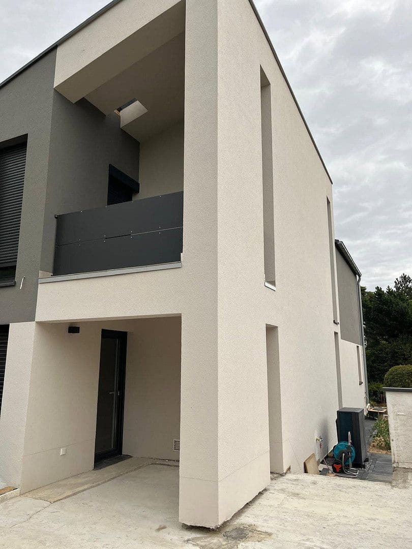 Prodej domu 191 m², pozemek 360 m², Mainz, Porýní-Falc Prodej domu 191 m², pozemek 360 m², Mainz, Porýní-Falc