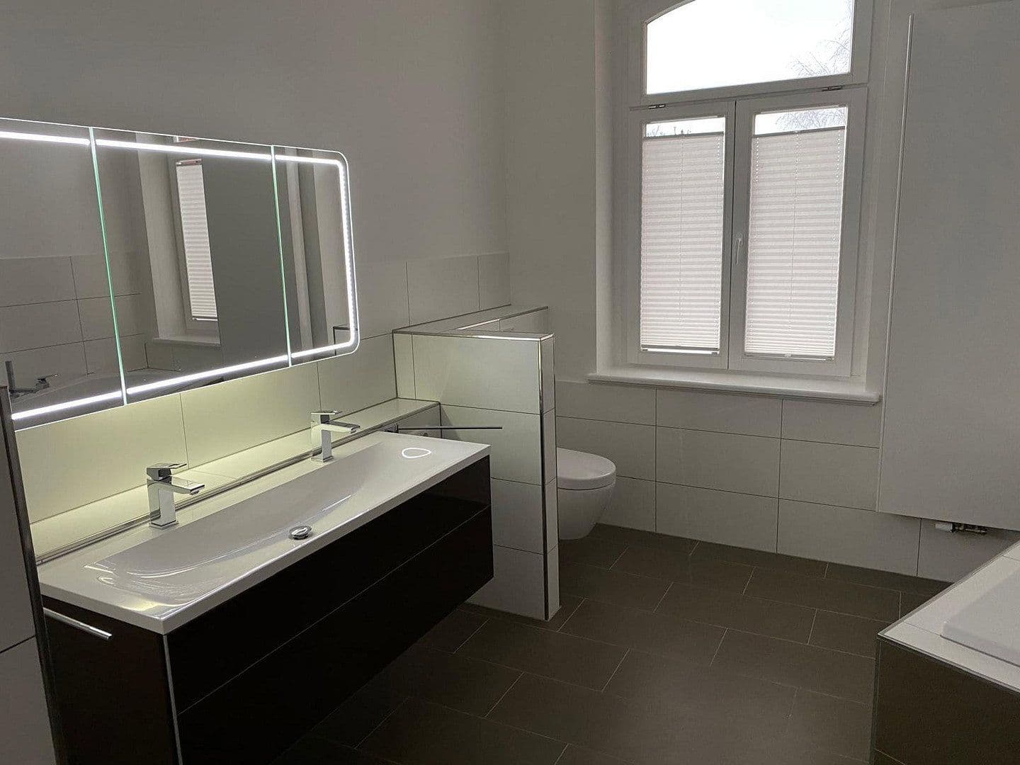 Pronájem bytu 4+1 112 m², Straße der Nationen, Chemnitz, Sasko Pronájem bytu 4+1 112 m², Straße der Nationen, Chemnitz, Sasko