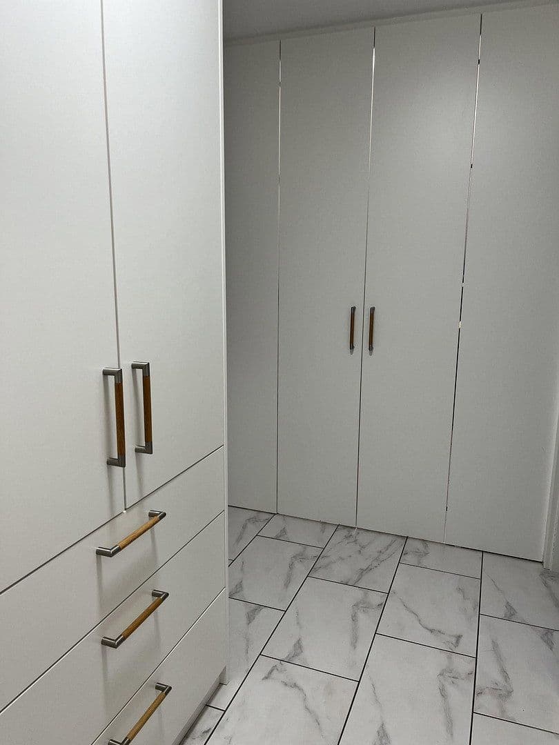 Prodej bytu 4+kk 123 m², Rheinstetten, Bádensko-Württembersko Prodej bytu 4+kk 123 m², Rheinstetten, Bádensko-Württembersko