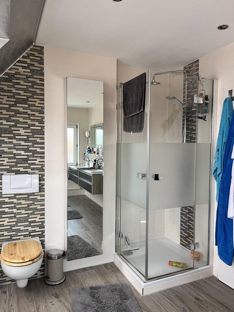 Prodej bytu 4+kk 123 m², Rheinstetten, Bádensko-Württembersko Prodej bytu 4+kk 123 m², Rheinstetten, Bádensko-Württembersko