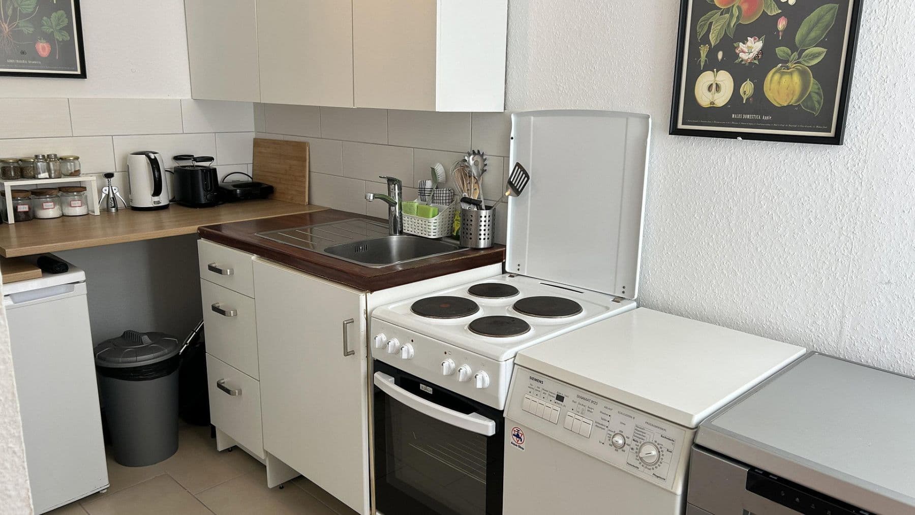 Prodej bytu 2+1 50 m², Greifenhagener Straße 6, Berlin, Berlín Prodej bytu 2+1 50 m², Greifenhagener Straße 6, Berlin, Berlín
