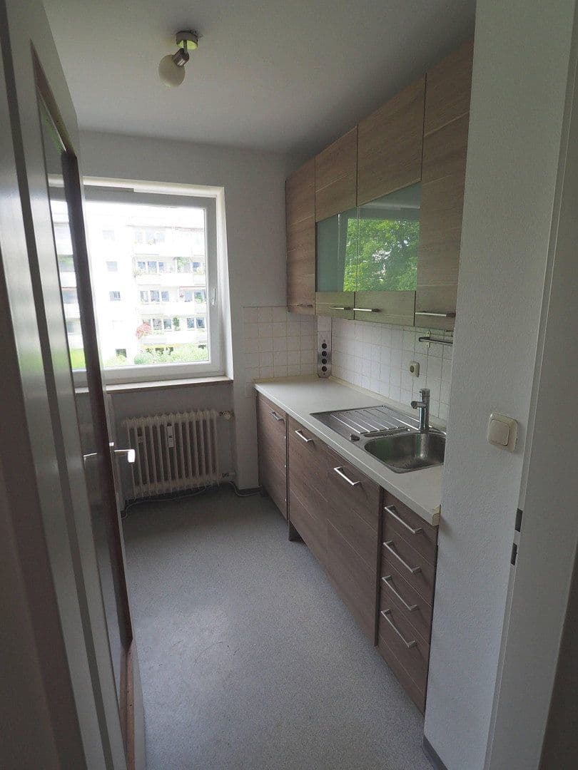 Prodej bytu 3+1 77 m², Klingerstrasse, 34, München, Bavorsko Prodej bytu 3+1 77 m², Klingerstrasse, 34, München, Bavorsko