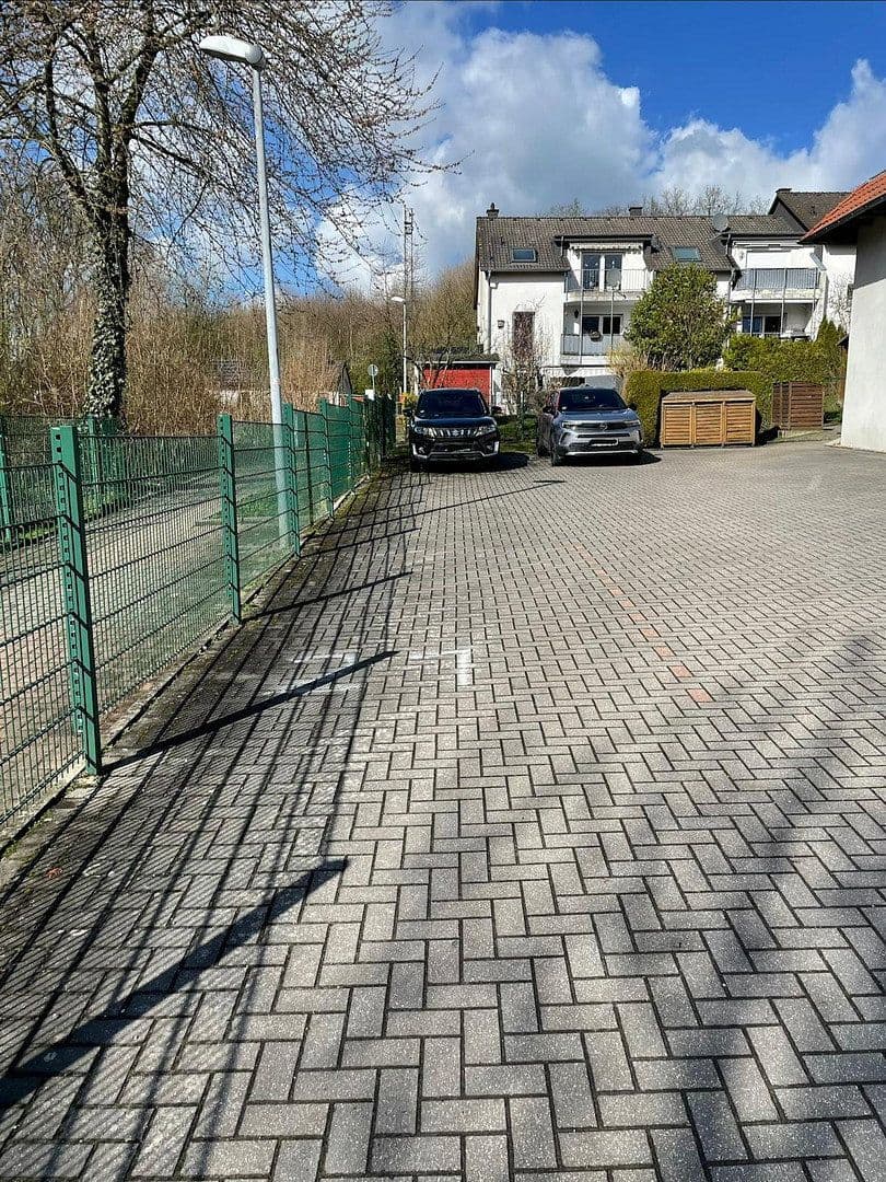 Prodej garáže, Geschwister-Scholl-Str 7, Fröndenberg/Ruhr, Severní Porýní-Vestfálsko Prodej garáže, Geschwister-Scholl-Str 7, Fröndenberg/Ruhr, Severní Porýní-Vestfálsko